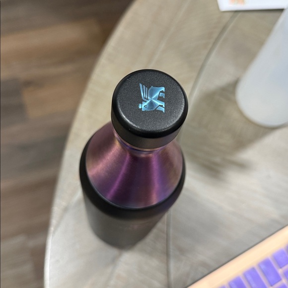 Stanley Iridescent Purple and Black All Day Slim Bottle - Picture 2 of 3